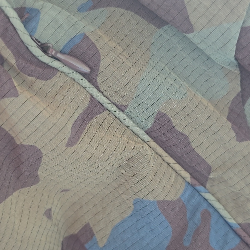 Puma CLRT Camo Pattern Ripstop Pant, Color Raisin, Retail $125.00 USD - Picture 9 of 10